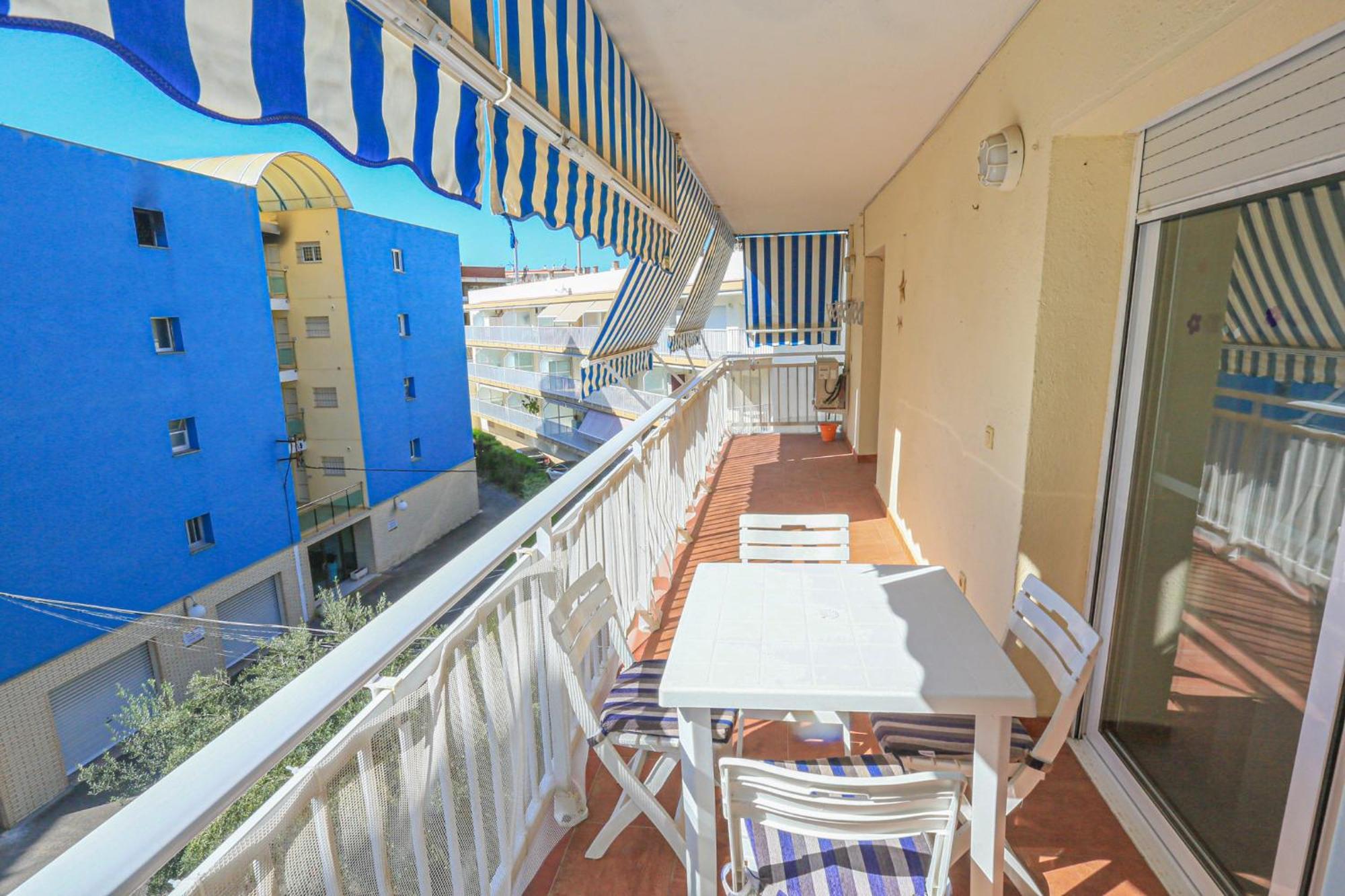 Litoral Costa Dorada - Mar Azul Only Families カンブリルス エクステリア 写真